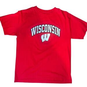 Badgers NCAA Red T-Shirt University of Wisconsin Logo Tee College Game Day Shirt